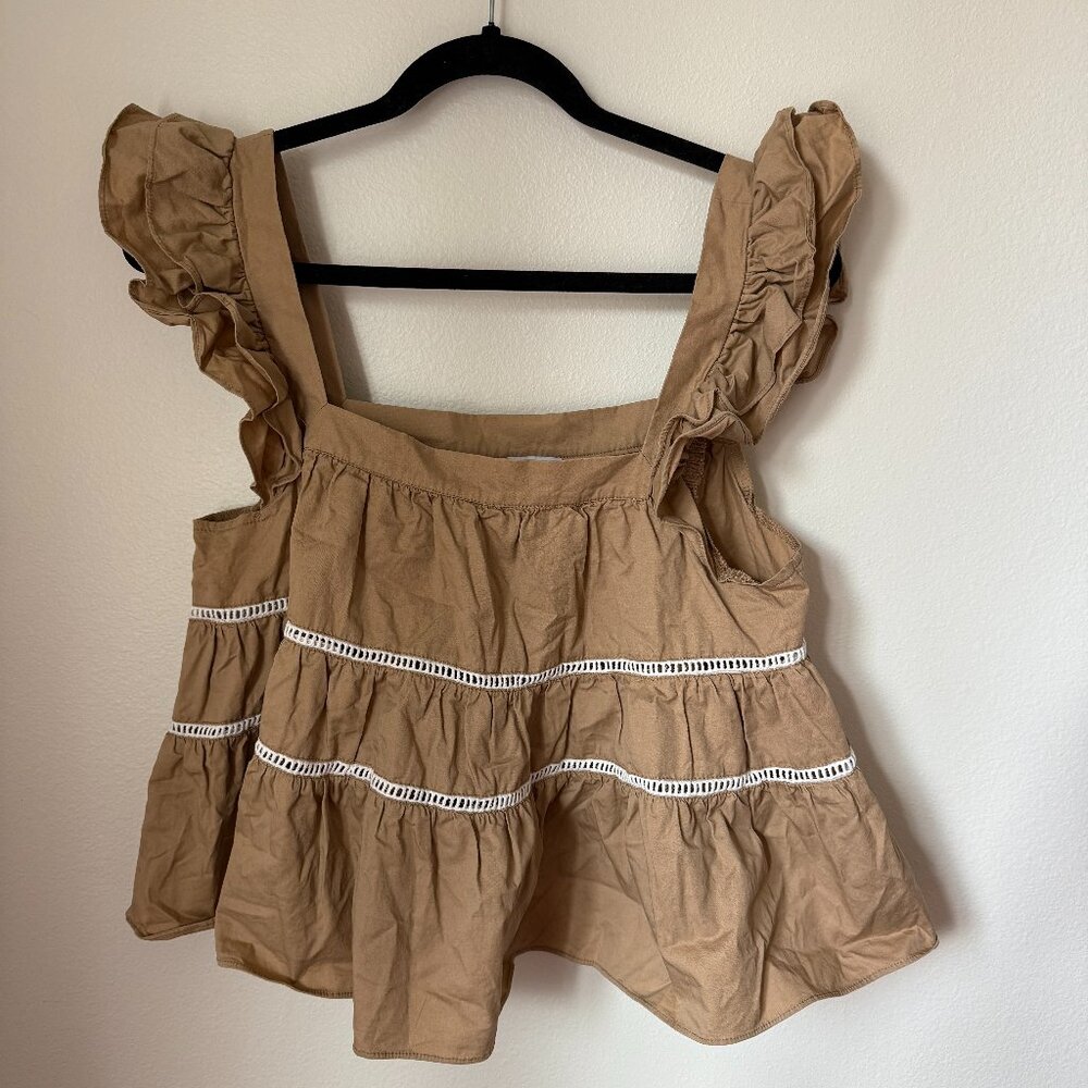 En Saison Edna Tan Poplin Flutter Sleeve Tiered Tank Top M